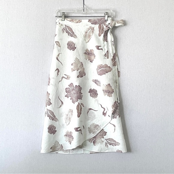 Aritzia Wilfred Eleta Linen Floral Midi Skirt - Picture 3 of 9